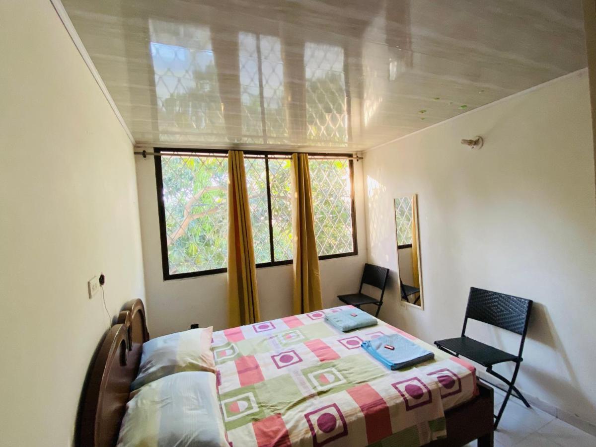 Casa Feliz Hostal Санта Марта Екстериор снимка